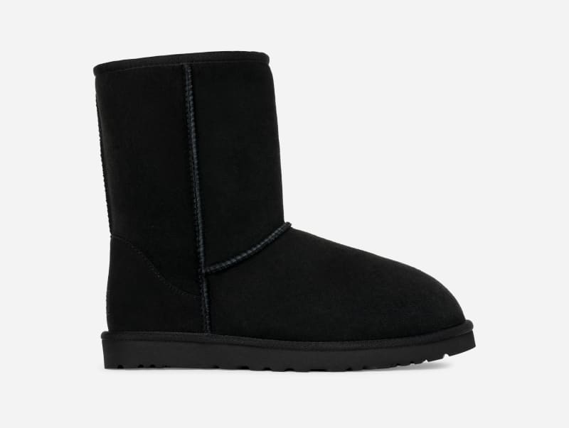 UGG® Classic Short für Herren | Warme Lammfell-Boots auf in Black, Größe 42, Leder von Ugg