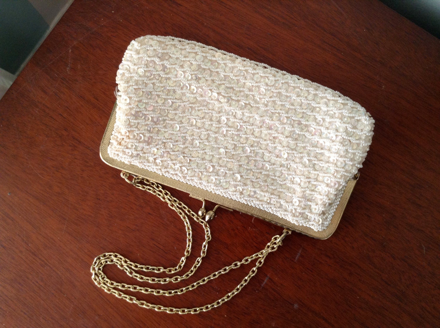 50Er Jahre Wallborg Pailletten Clutch Mit Goldverschluss Und Kette von UglyCousin
