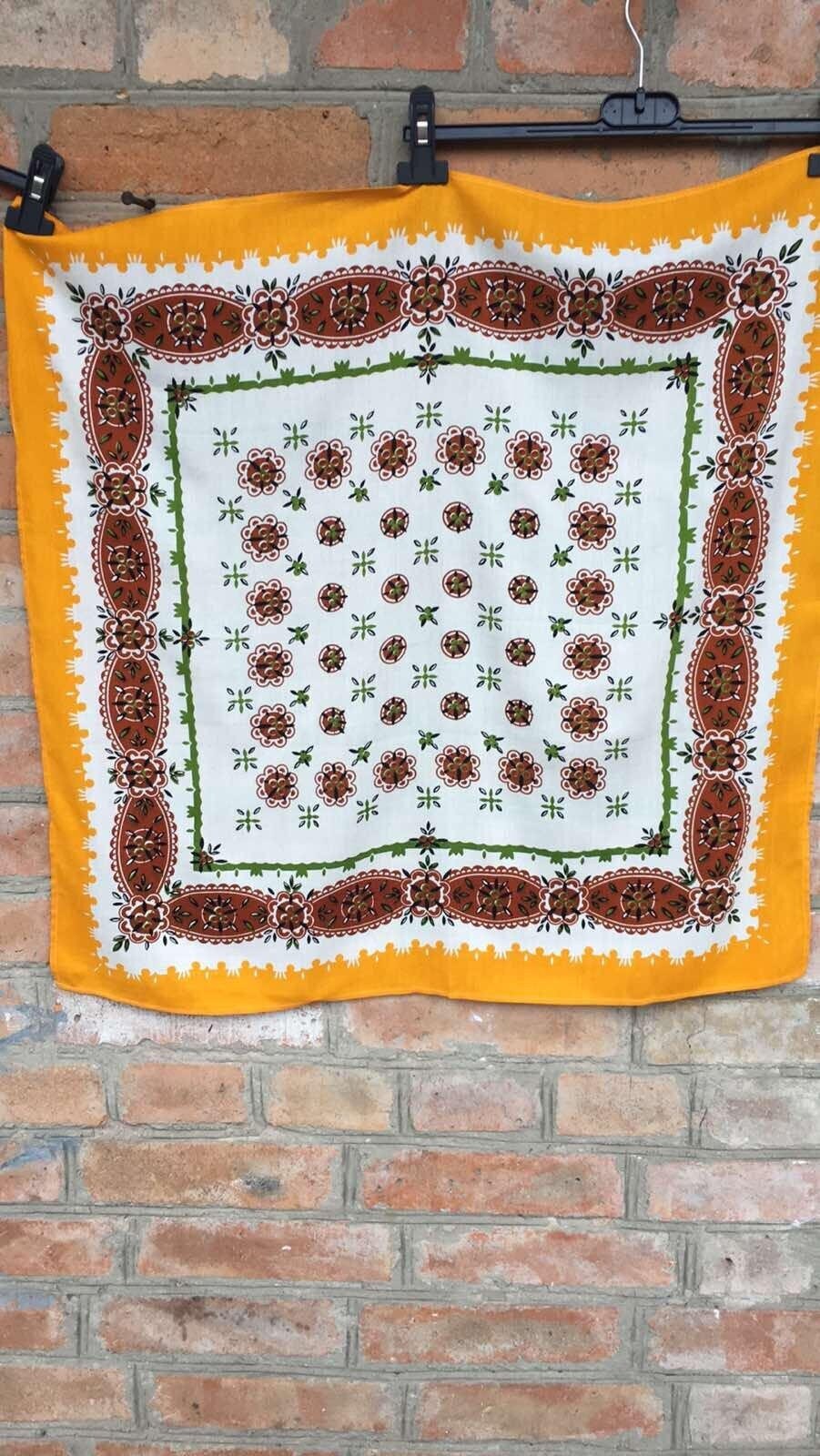 Kostenloser Versand Vintage Baumwollschal Boho Folk Style Gelb Braun Grün Floral Ukrainisch Schal Unikat Herbst Accessoire Geschenk Altes Neues Lager von Ukrainevintage