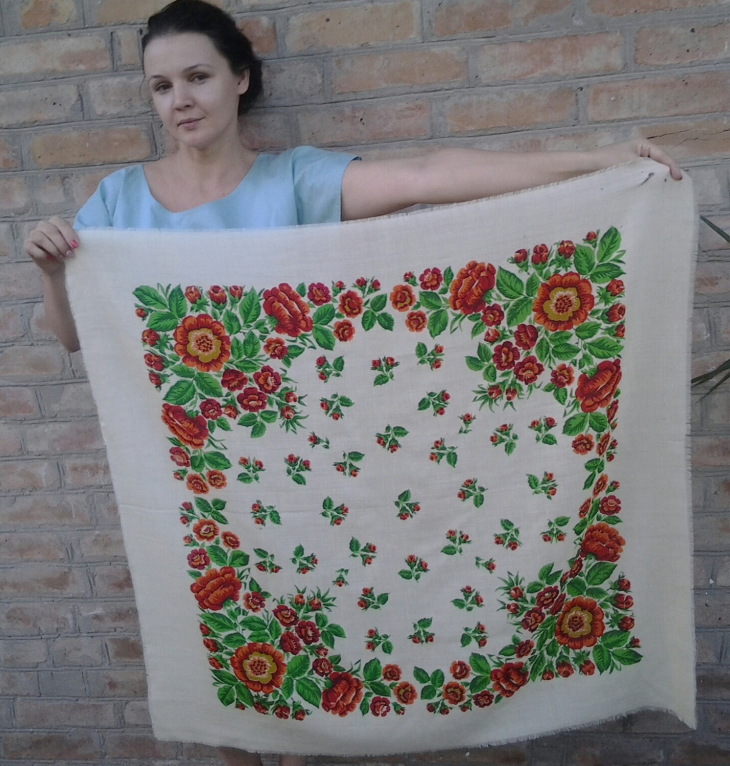 Kostenloser Versand Wollschal Vintage Folk Boho Stil Ukrainisch Schal Brautschal Orange Blumen Winter Warm Accessoire Weihnachtsgeschenk von Ukrainevintage