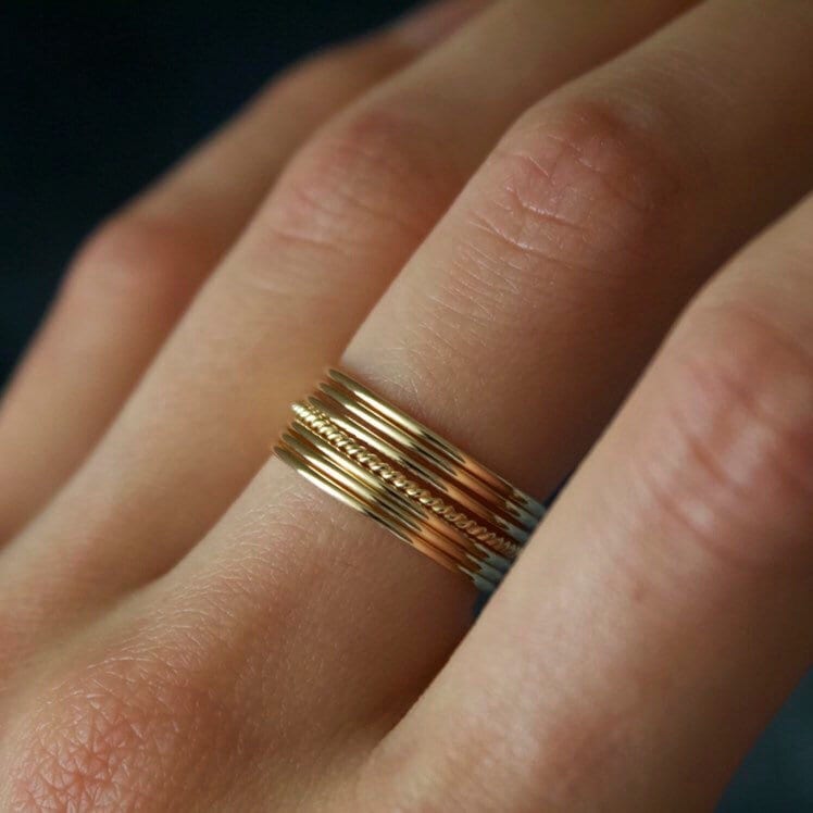 Minimalist Ring/ 14K Gold Filled Ring Set/ Stapelbar/ Handgemacht/ Dünn/ Zierlich/ Zarte Gold Filled Ringe/ Vegan/ Minimalist Ring/ 14K Gold Filled Ring Set/ Stapelbar/ Handgemacht/ Dünn/ Zierlich/ Zarte Gold Filled Ringe/ Vegan/ von UlaThreads