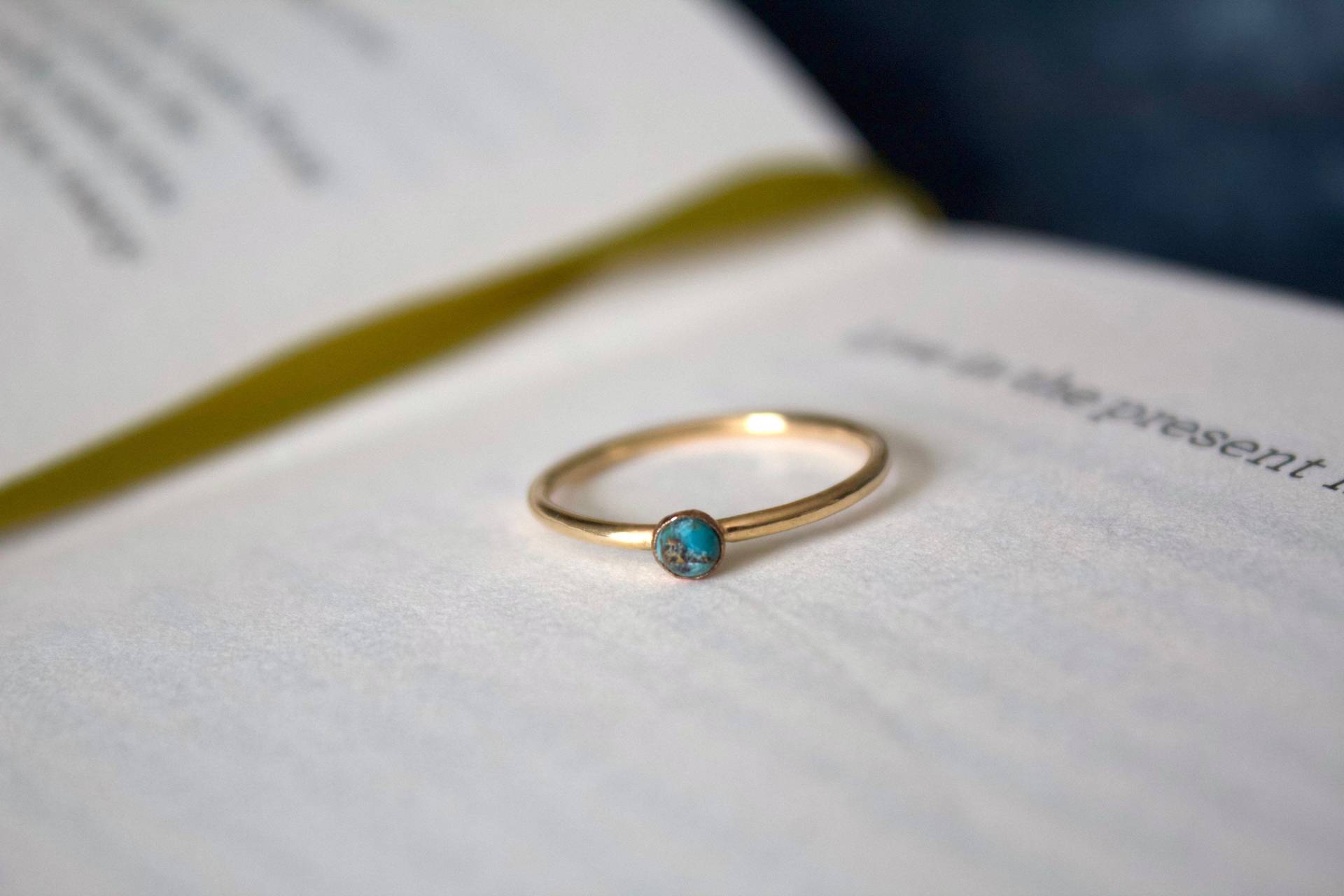 Türkis Ring/14K Gold Filled Stapelbar Minimalist Türkis Ring/14K Gold Filled Stapelbar Minimalist von UlaThreads