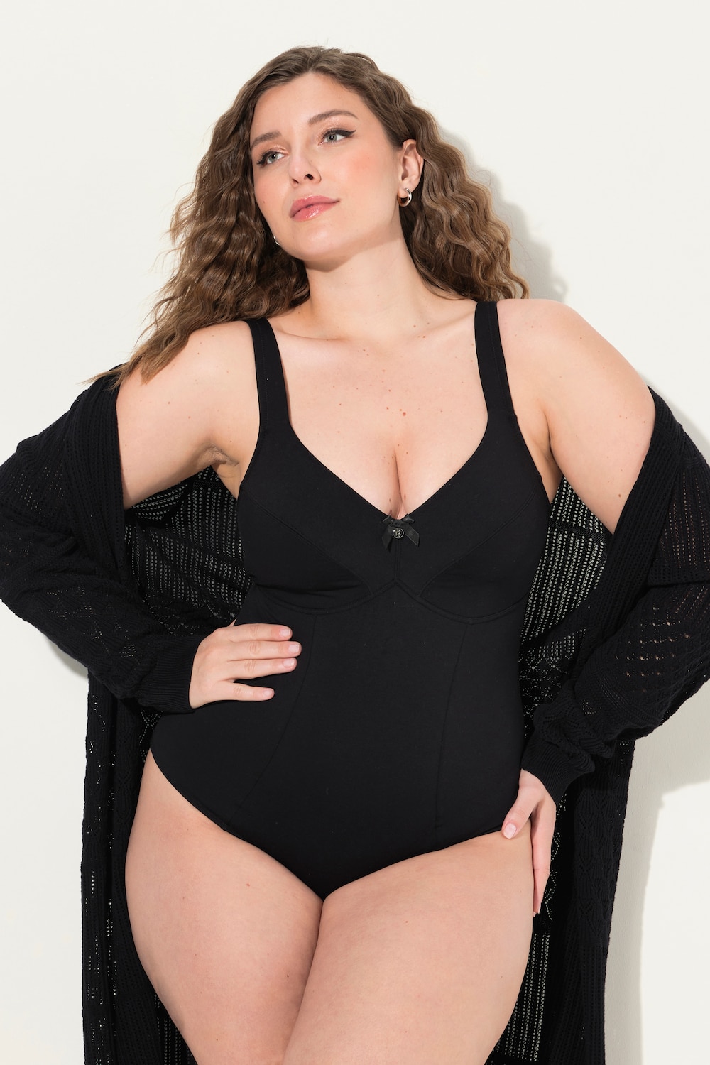 Große Größen Body, Damen, schwarz, Größe: 110C, Baumwolle/Synthetische Fasern, Ulla Popken Große Größen Body, Damen, schwarz, Größe: 110C, Baumwolle/Synthetische Fasern, Ulla Popken von Ulla Popken