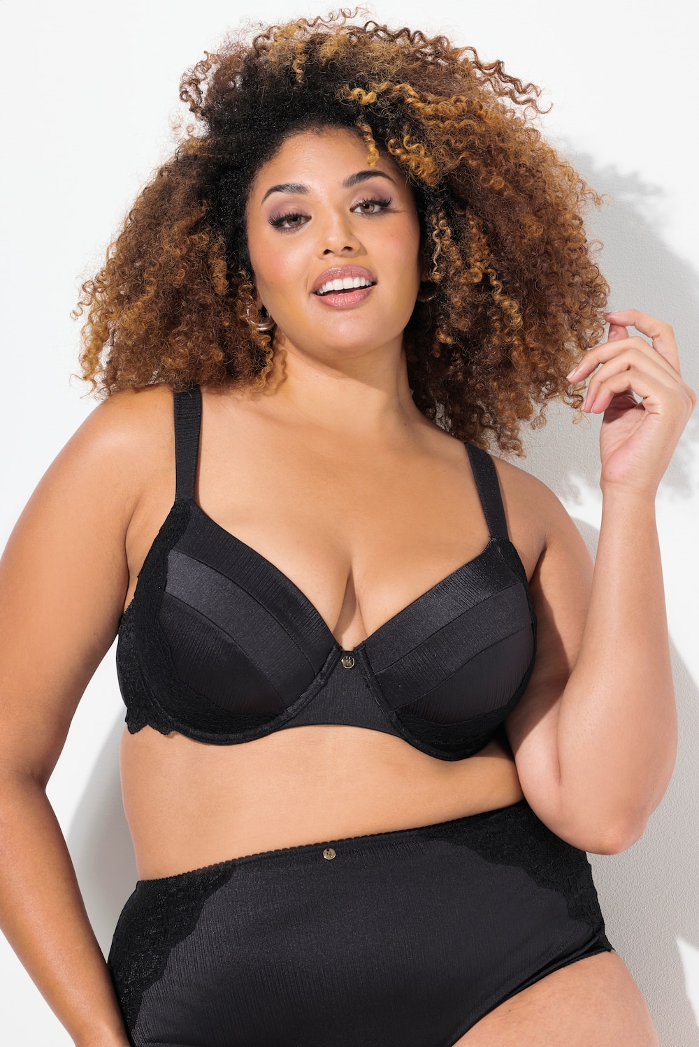 Große Größen Bügel-BH, Damen, schwarz, Größe: 95D, Polyester/Synthetische Fasern/Elasthan, Ulla Popken von Ulla Popken