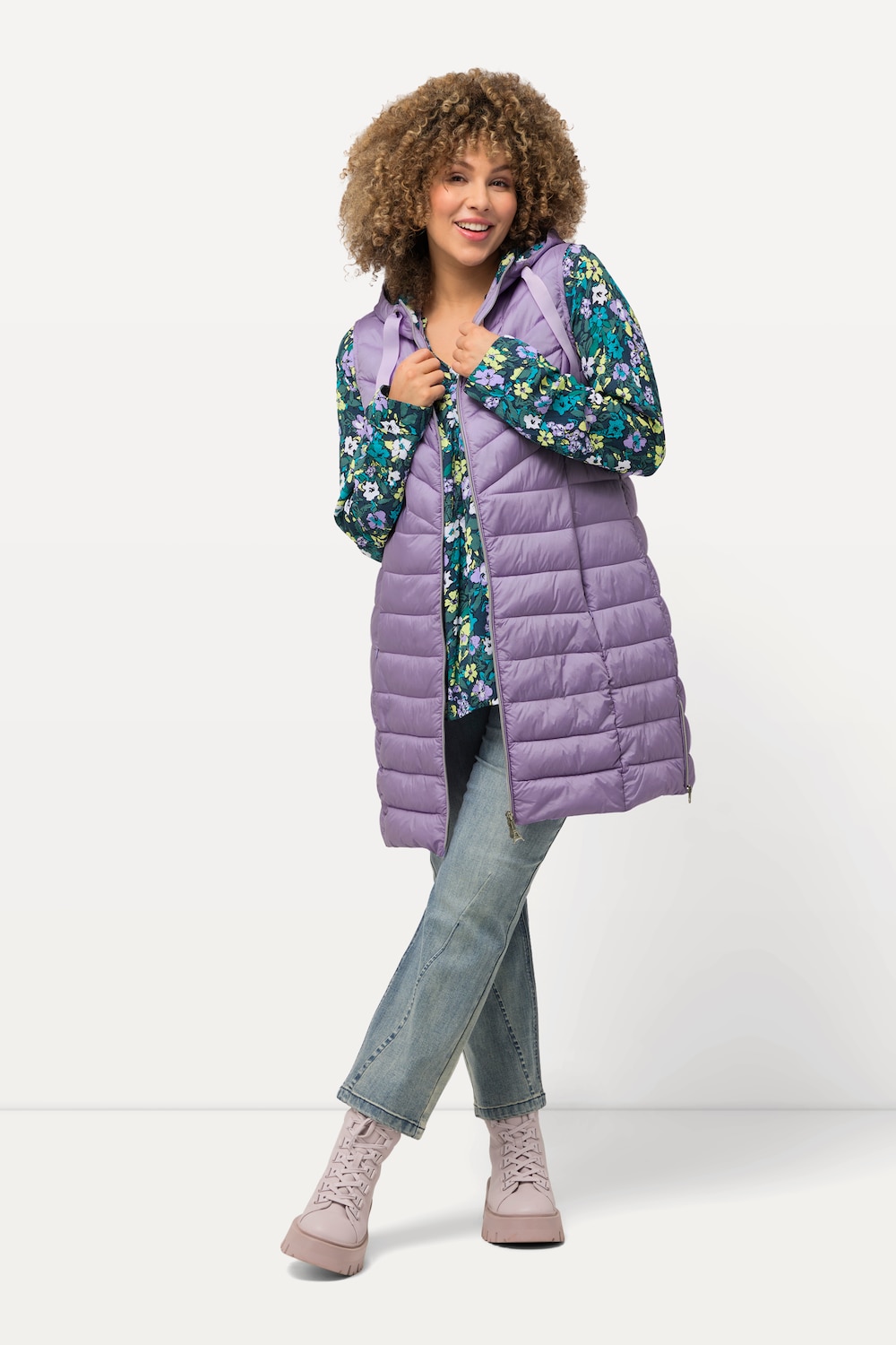 Große Größen Long-Steppweste, Damen, lila, Größe: 46/48, Synthetische Fasern, Ulla Popken Große Größen Long-Steppweste, Damen, lila, Größe: 46/48, Synthetische Fasern, Ulla Popken von Ulla Popken