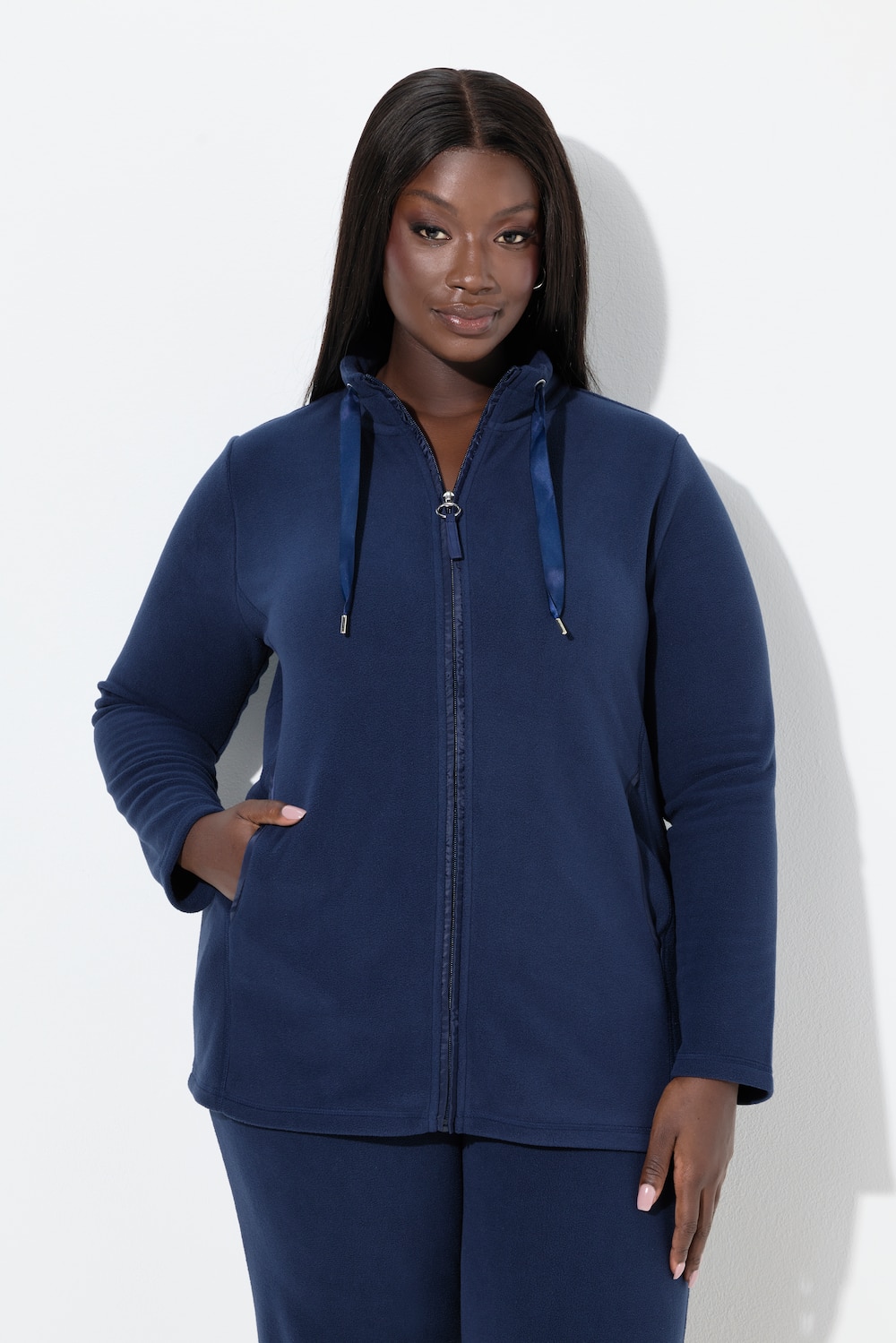 Große Größen Loungewear-Jacke, Damen, blau, Größe: 42/44, Polyester/Viskose, Ulla Popken von Ulla Popken