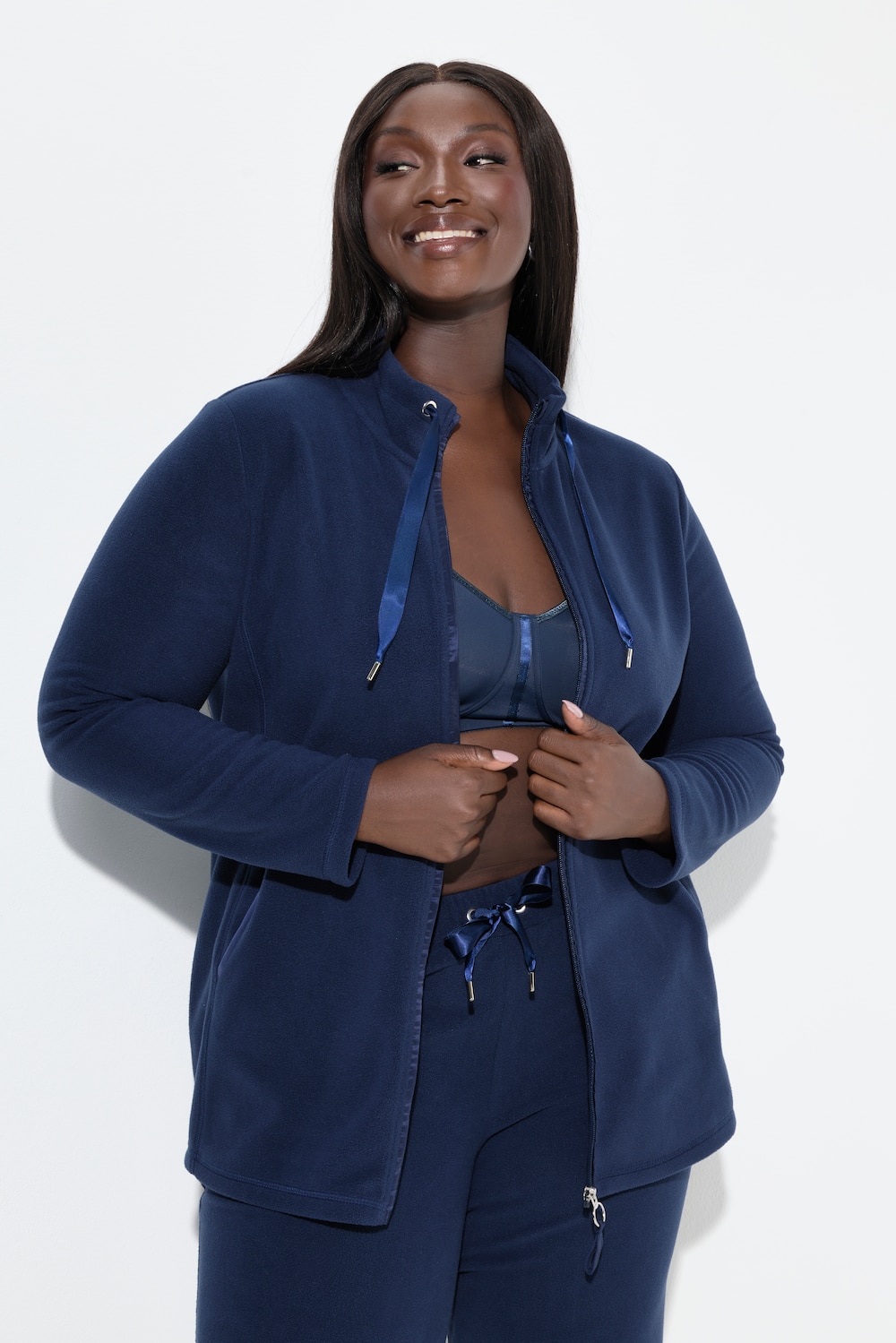 Große Größen Loungewear-Jacke, Damen, blau, Größe: 54/56, Polyester/Viskose, Ulla Popken von Ulla Popken