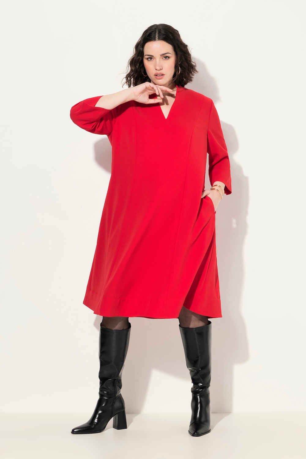 Große Größen Midikleid, Damen, rot, Größe: 50/52, Kunstseide/Viskose/Polyester, Ulla Popken Große Größen Midikleid, Damen, rot, Größe: 50/52, Kunstseide/Viskose/Polyester, Ulla Popken von Ulla Popken