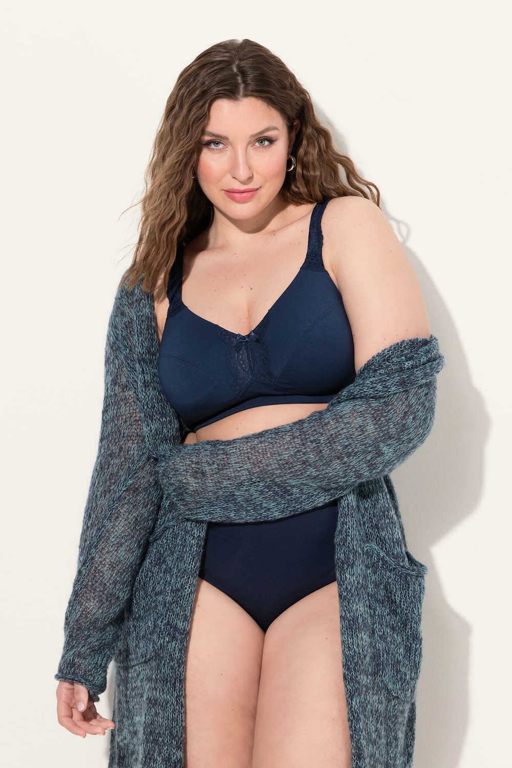 Große Größen Soft-BH, Damen, blau, Größe: 90C, Baumwolle/Synthetische Fasern, Ulla Popken Große Größen Soft-BH, Damen, blau, Größe: 90C, Baumwolle/Synthetische Fasern, Ulla Popken von Ulla Popken