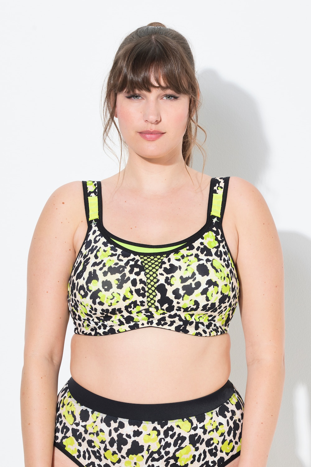 Große Größen Sport-BH, Damen, grün, Größe: 120E, Synthetische Fasern/Elasthan/Polyester, Ulla Popken Große Größen Sport-BH, Damen, grün, Größe: 120E, Synthetische Fasern/Elasthan/Polyester, Ulla Popken von Ulla Popken