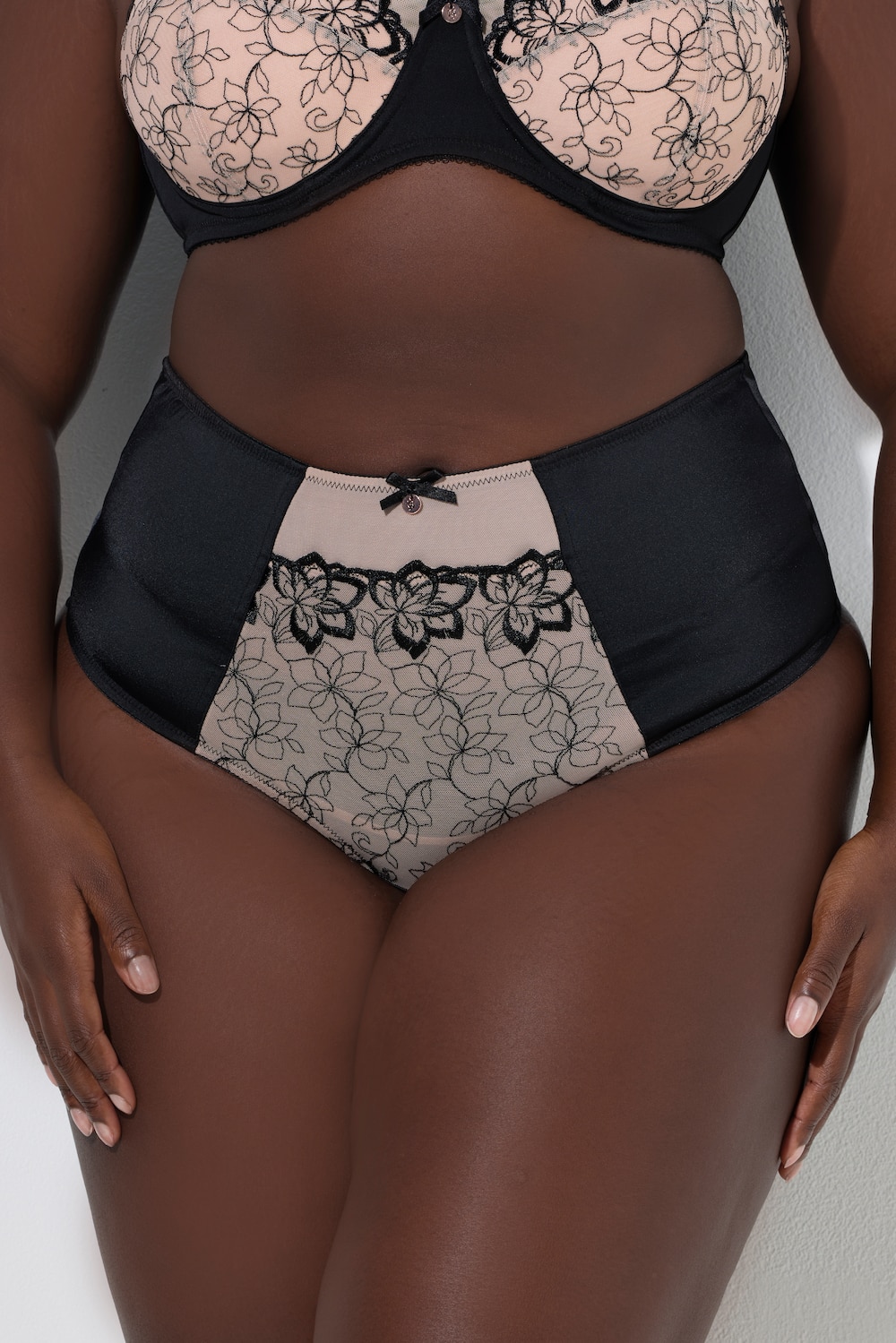 Große Größen String-Panty, Damen, braun, Größe: 62/64, Baumwolle/Synthetische Fasern/Polyester, Ulla Popken von Ulla Popken