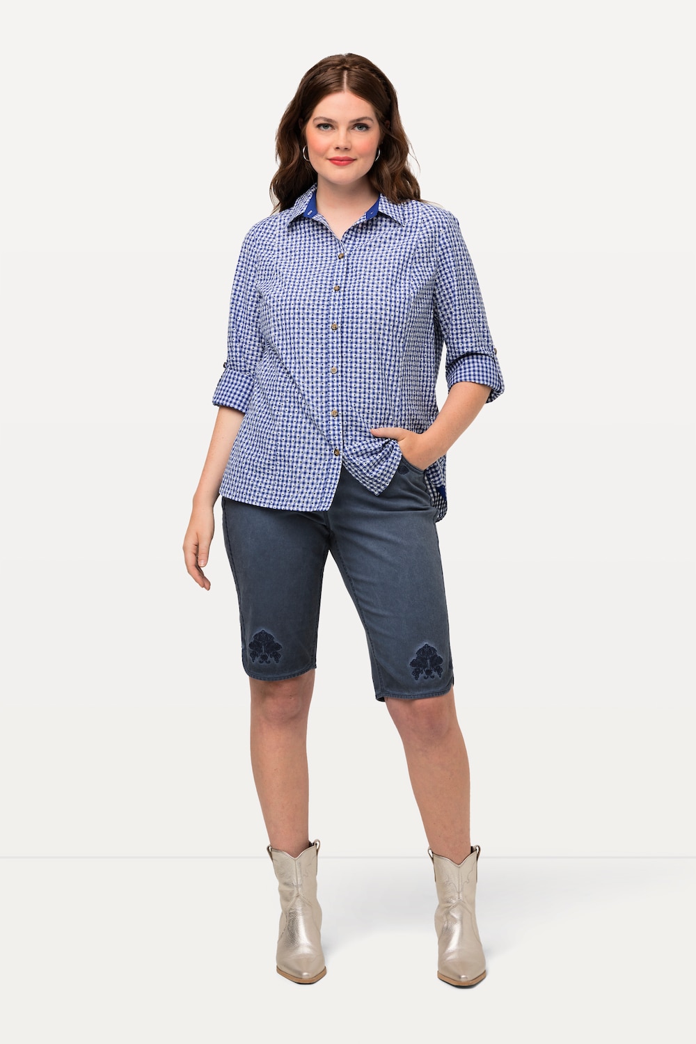 Große Größen Trachten-Jeansbermuda Mandy, Damen, blau, Größe: 54, Baumwolle, Ulla Popken Große Größen Trachten-Jeansbermuda Mandy, Damen, blau, Größe: 54, Baumwolle, Ulla Popken von Ulla Popken