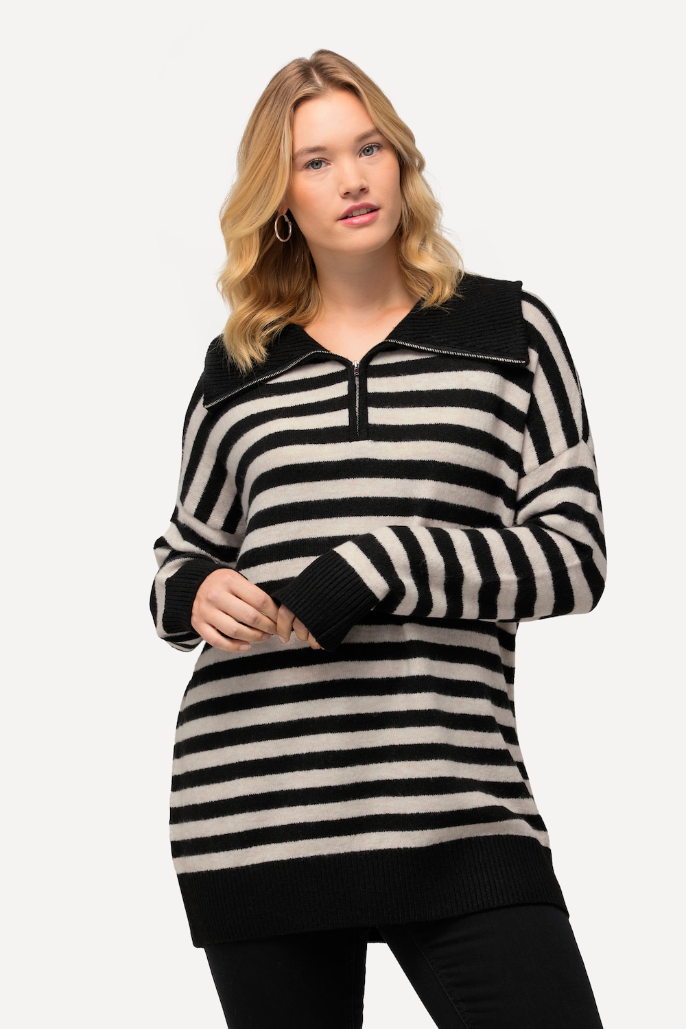 Große Größen Troyer, Damen, schwarz, Größe: 42/44, Synthetische Fasern/Polyester, Ulla Popken Große Größen Troyer, Damen, schwarz, Größe: 42/44, Synthetische Fasern/Polyester, Ulla Popken von Ulla Popken