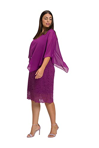 Ulla Popken Damen große Größen Übergrößen Plus Size Abendkleid, Chiffon-Cape, Jersey, Spitzensaum, 3/4-Arm Beere 54+ 800820830-54+ von Ulla Popken