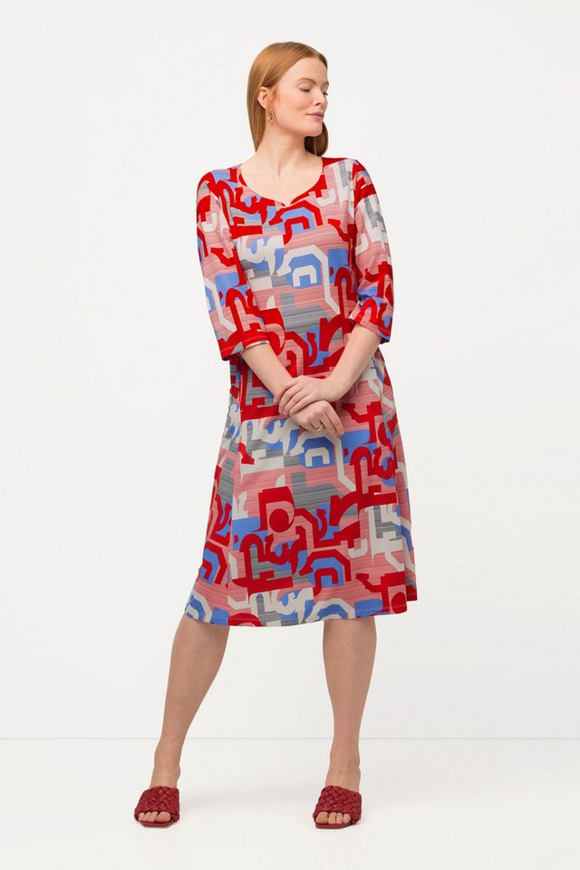 Ulla Popken Midikleid Midikleid grafisches Design Herzausschnitt 3/4-Arm von Ulla Popken