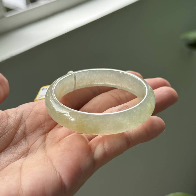 51.4mm Icy Natürliche Jade Armreif Gelb Mb10Ll2 Grade A Jadeit von UltimateJadeite