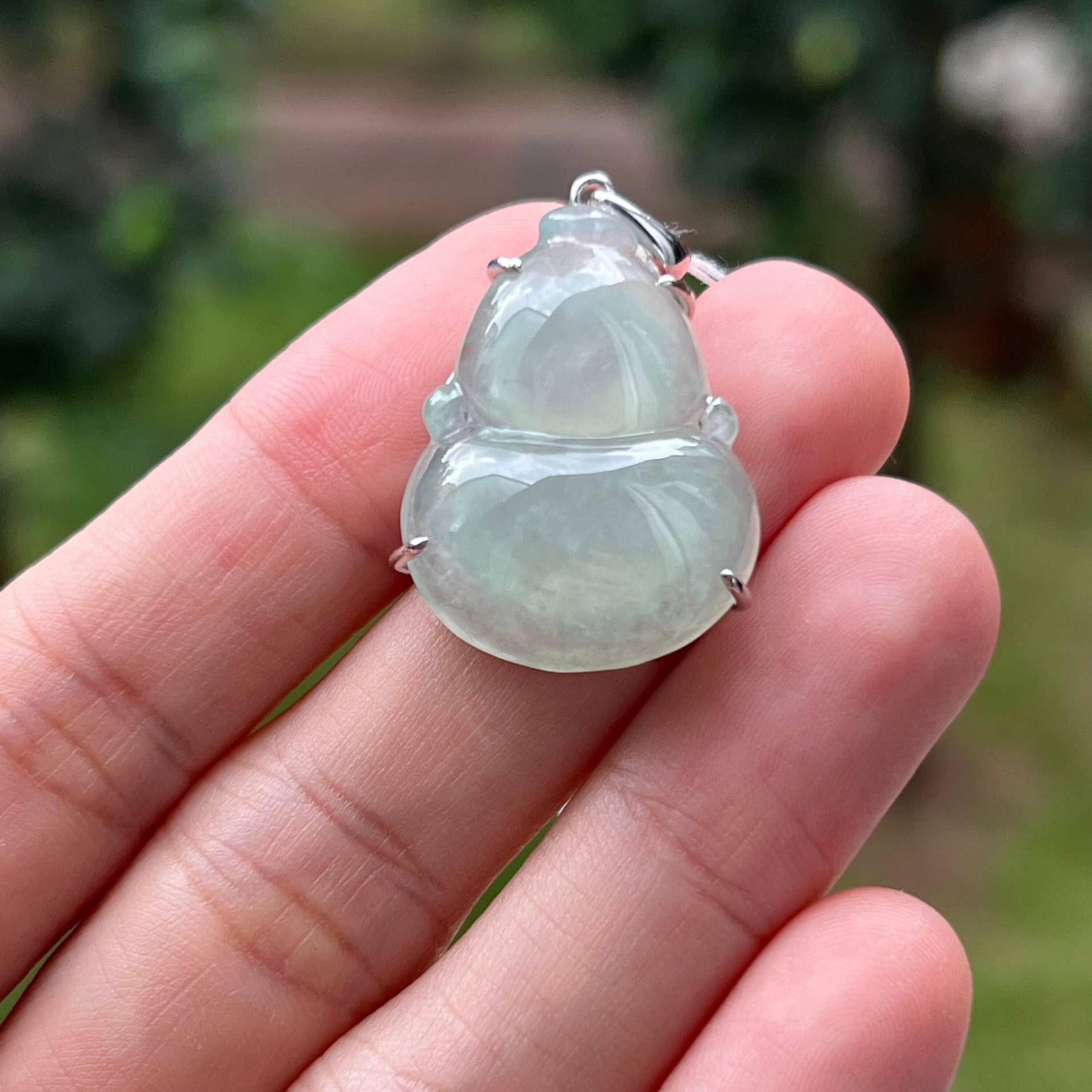 Icy Hulu Jade Anhänger Grade A Jadeit Sehr Hellgrün in Sterling Silber Weiß Vergoldet | Burmese Jade von UltimateJadeite