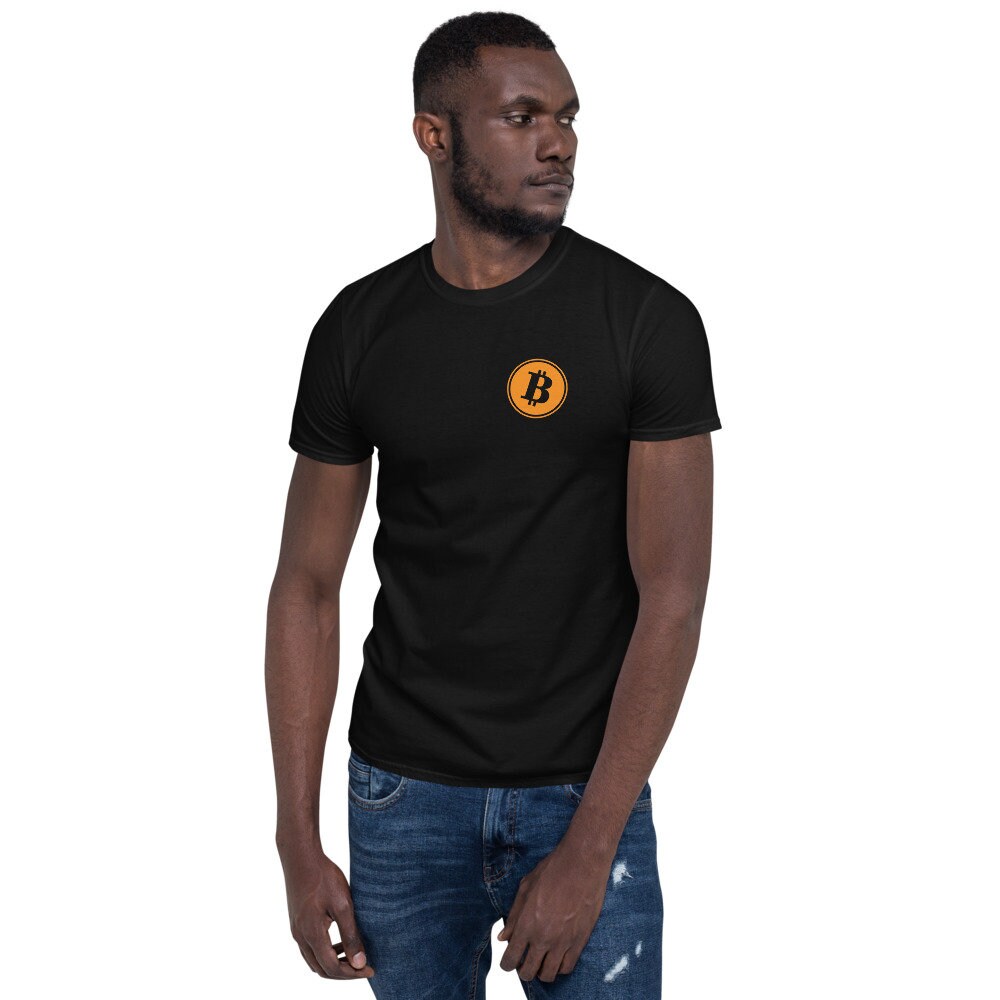 Bitcoin Logo Pocket Tshirt von UltimateShirtShop