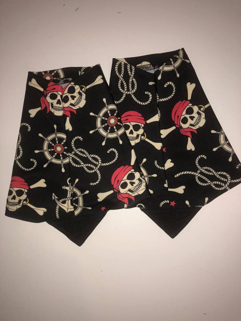 Pirate Skully Gaiter - Limitierte Stückzahl Pirate Skully Gaiter - Limitierte Stückzahl von UltraGam