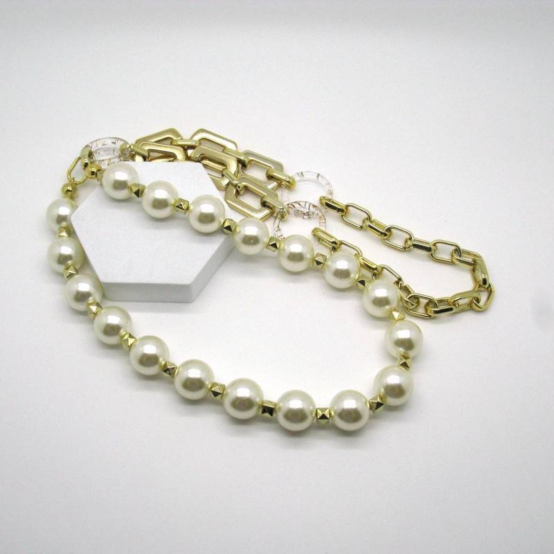 Lange Gold Creme Farbene Statement Gliederkette, Oversized, Super Chunky Grobstrick Kette, Edle Dicke Acrylkette Mit Riesen Perlen Lange Gold Creme Farbene Statement Gliederkette, Oversized, Super Chunky Grobstrick Kette, Edle Dicke Acrylkette Mit Riesen Perlen von Ultraleicht