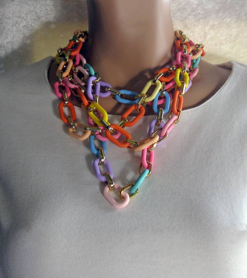 Zweier Kombi Lange Bunte Acryl Link Gliederketten, Oversized, Super Chunky Grobstrick Kette, Dicke Statementkette, Fröhliche Plastikkette Zweier Kombi Lange Bunte Acryl Link Gliederketten, Oversized, Super Chunky Grobstrick Kette, Dicke Statementkette, Fröhliche Plastikkette von Ultraleicht