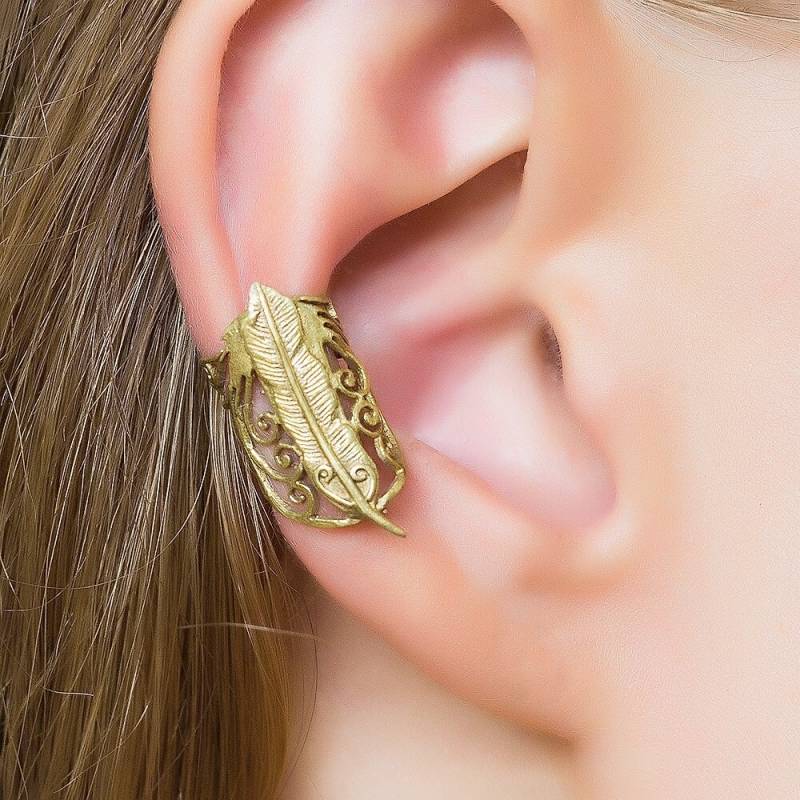 Feder Ohrmanschette. Goldfarbene Ohrschmeichler. Ohrmanschette Ohne Ohrlöcher. Boho Ohrklemme Gold. Ohrlöcher von Umanativedesign