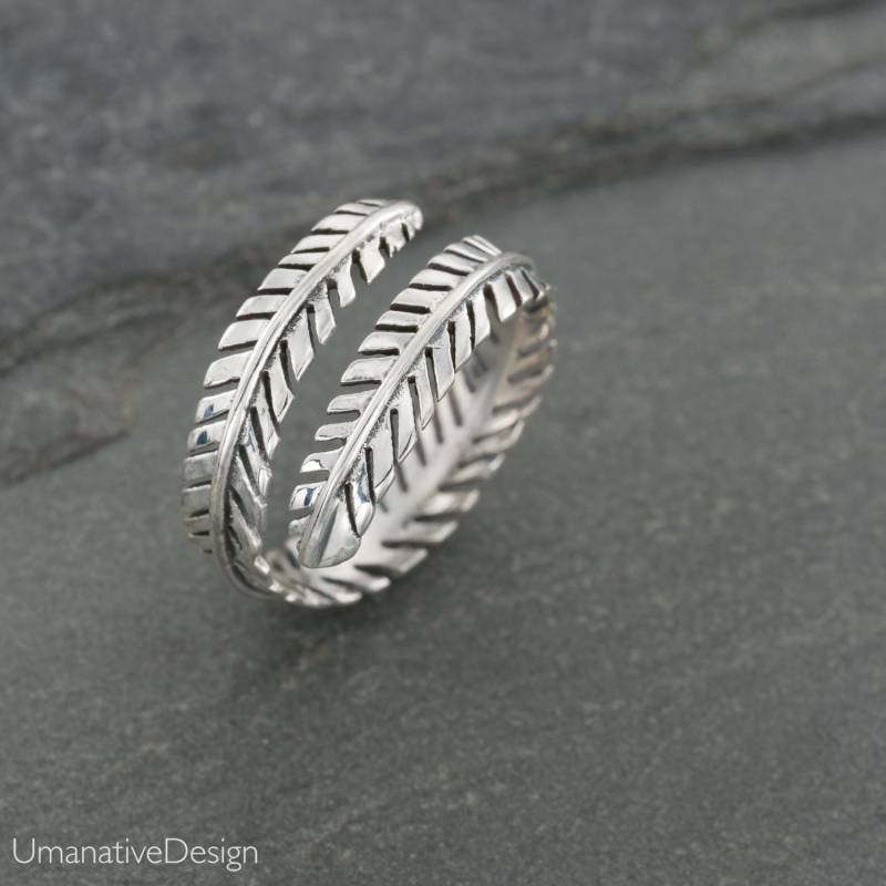 Wunderschöner Sterling Silber Zehenring. Verstellbarer Band von Umanativedesign