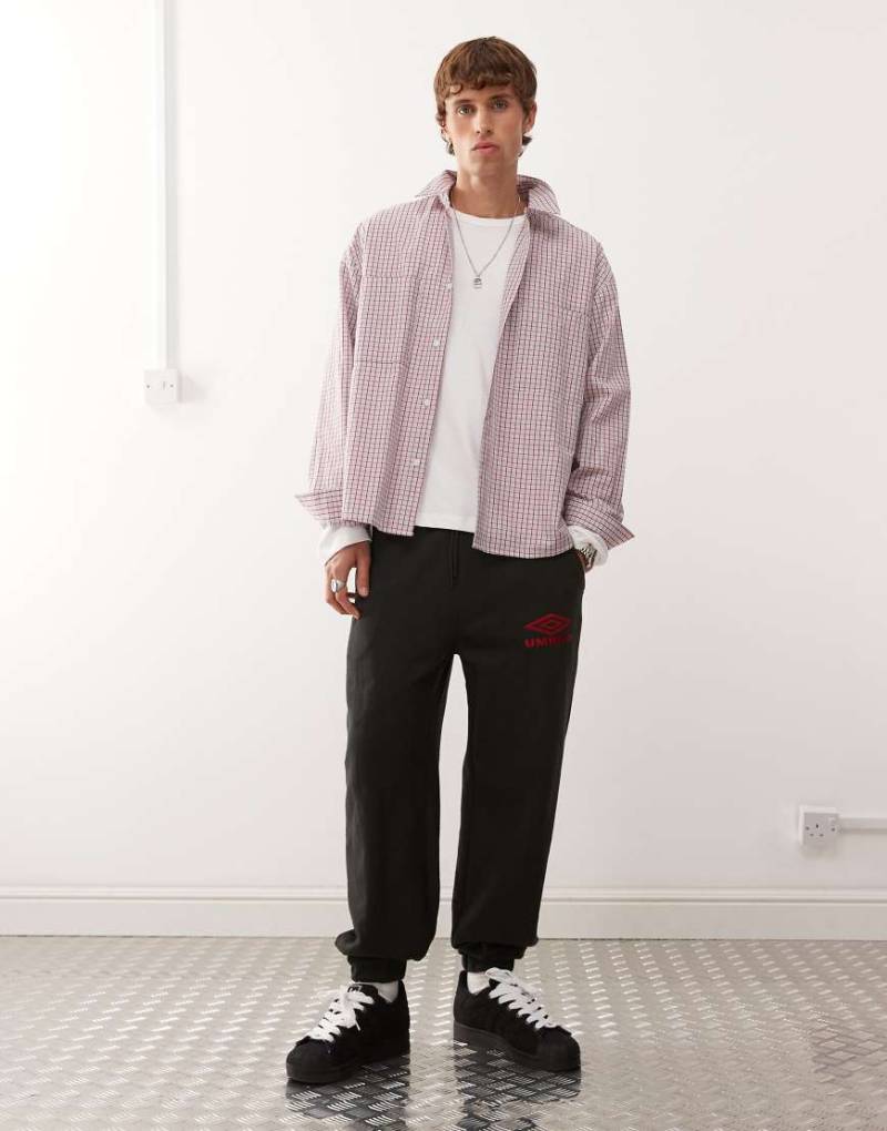 Umbro - Iconic - Jogginghose in Schwarz von Umbro