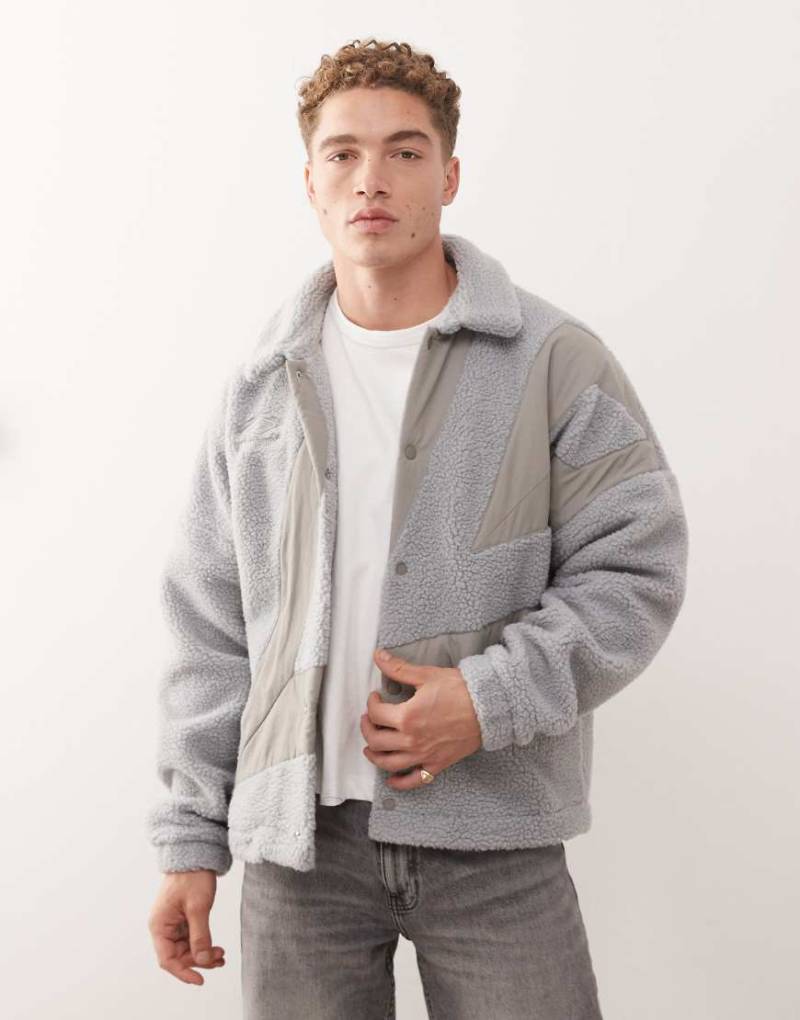 Umbro - Trainerjacke aus Fleece in Grau von Umbro