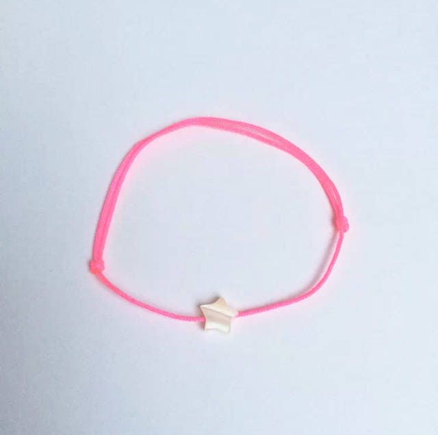 Schlichtes Weißes Oder Rosa Perlensternarmband Mit Schiebegliedern Für Baby, Kind Mutter - Ein Stern in Meiner Kabine von UnEtoileDansMaCabane