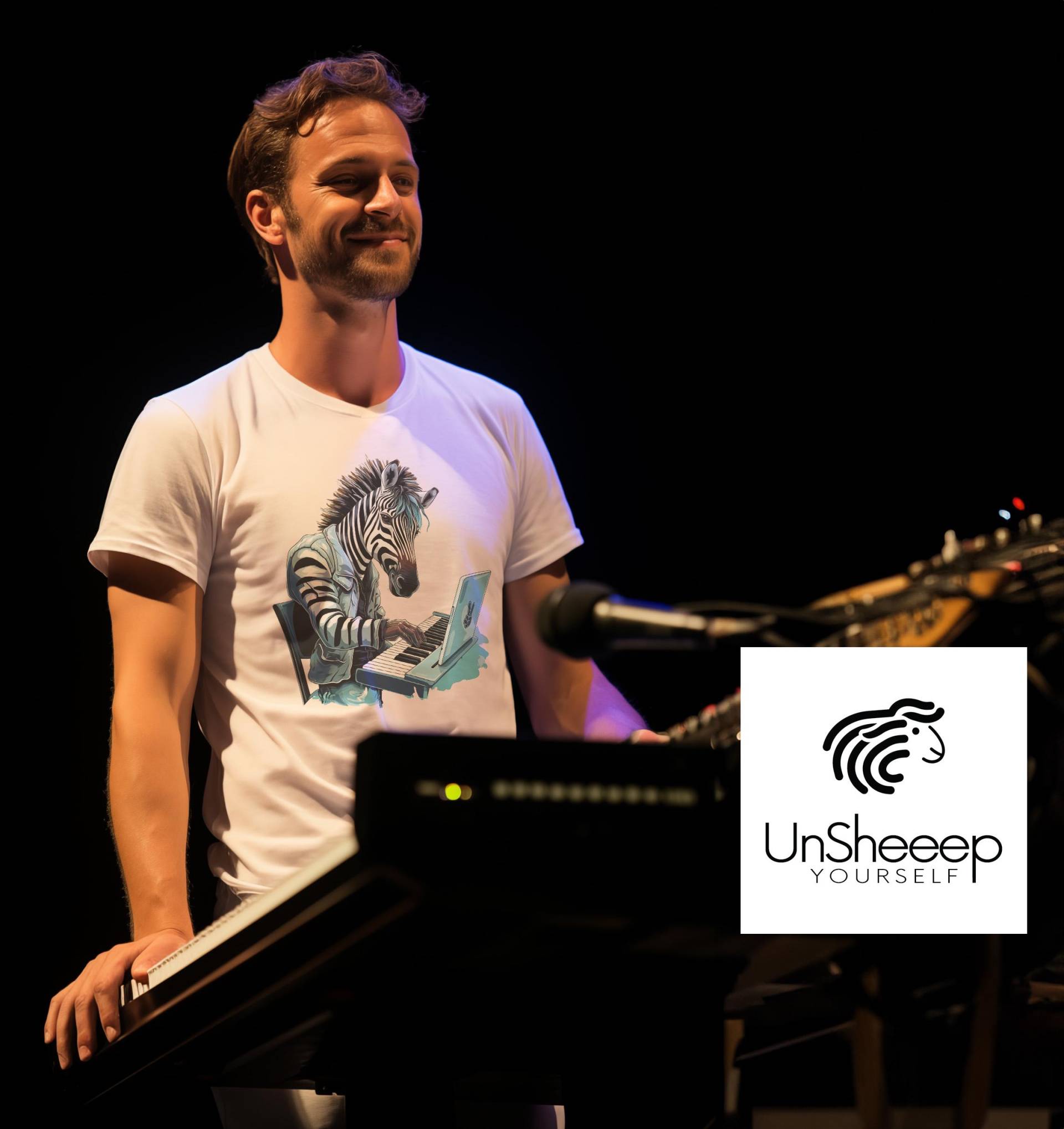 Zebra Cyberpunk T Shirt | Surreales Neonfarben Futurecore Kreatives Musiker Geschenk Innovatives Funk Zebra Cyberpunk T Shirt | Surreales Neonfarben Futurecore Kreatives Musiker Geschenk Innovatives Funk von UnSheeep
