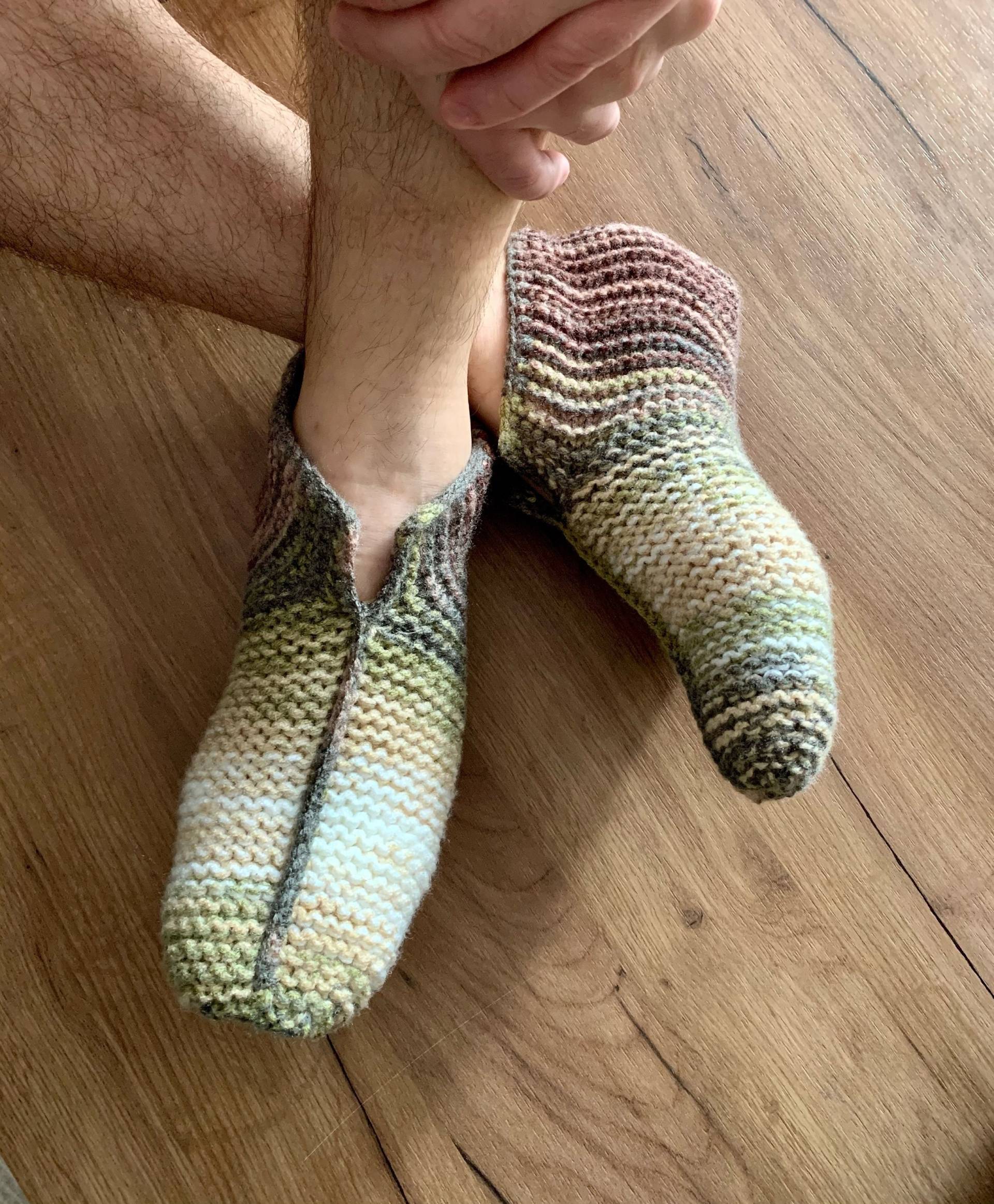 Mehrfarbige Gestrickte Hausschuhe Für Männer, Herren Socken, Wollsocken, Knöchelpantoffeln, Gestrickte Hausschuhe, Geschenk Unacreations von UnaCreations