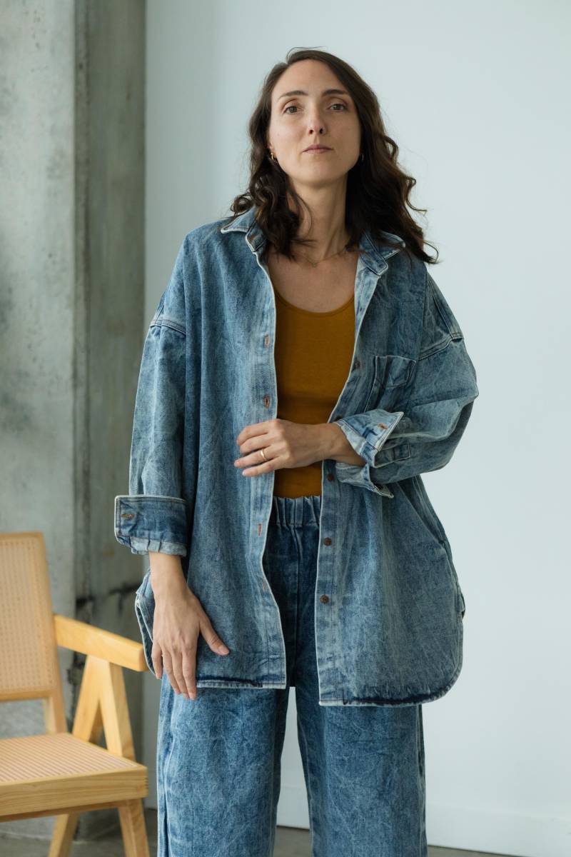 Shaket - Bio Jeanshemd Jacke Mit Spezieller Waschung Und Vielen Taschen von UnaPlumaShop