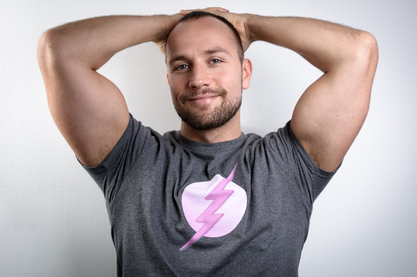 Rosa Superhero Bio Baumwolle Gay T-Shirt | Pride Shirt/Tshirt Queer T Lgbtq Kleidung Rosa Superhero Bio Baumwolle Gay T-Shirt | Pride Shirt/Tshirt Queer T Lgbtq Kleidung von Unapologaytic