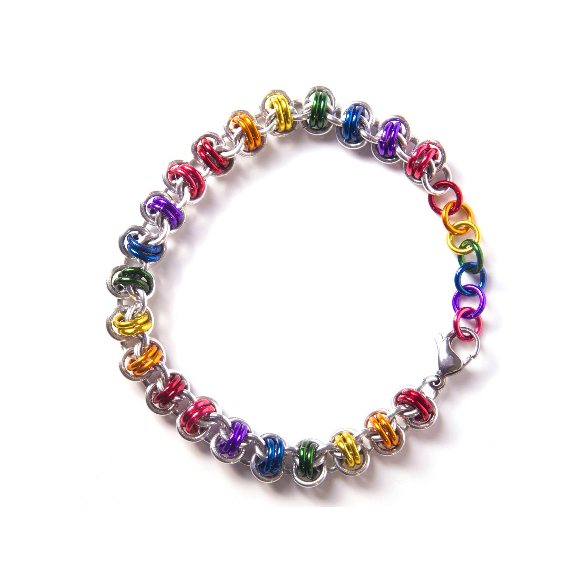 Rainbow Chainmail Armband/Pride Lgbt Armband/Rainbow Chainmail/Gay Pride Jewellery/Rainbow & Black/Barrel Weave/Chainmaille von UnchainedDesignUK