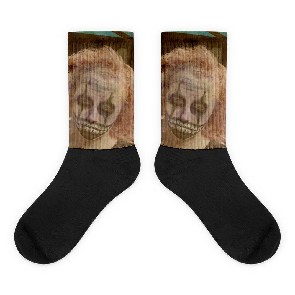 Trauriger Freakshow-Clown. Schwarze Fußsocken Trauriger Freakshow-Clown. Schwarze Fußsocken von UncleChickenbone