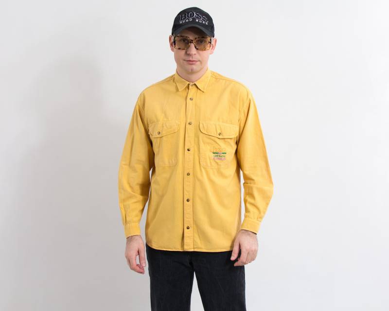 Senfhemd Langarm Gelb Kragen Männer Größe M von UncleEdVintage