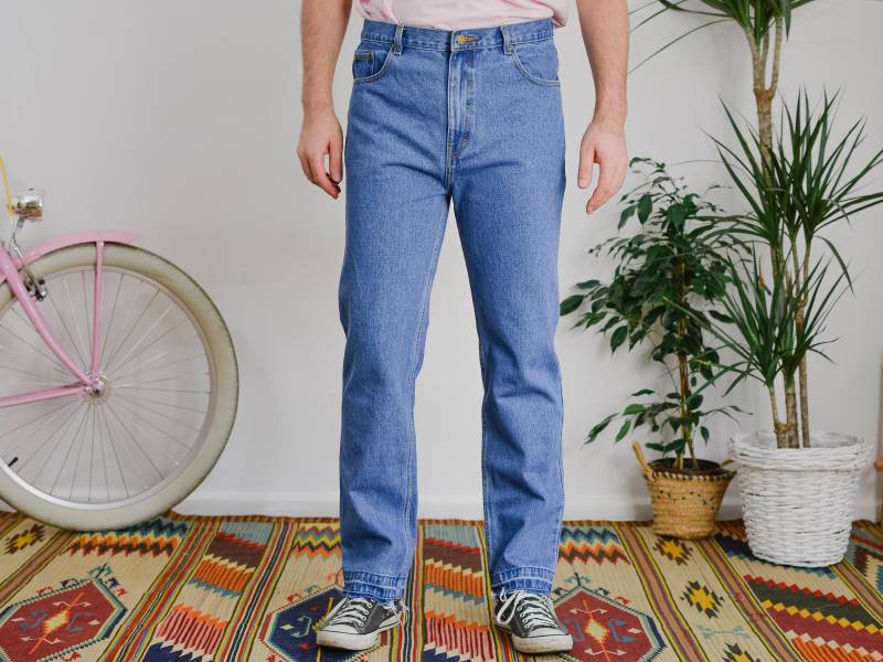 Vintage Cut Off Jeans Hohe Taille Blauer Denim, Gerades Bein | W38 L32 von UncleEdVintage