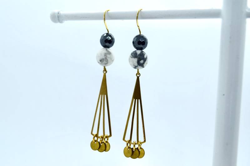 Messing Sechseck Fächer Ohrringe | Art Deco Hämatit Howlith Leichtgewicht Edelstein Geschenk Für Sie Hochzeit von UncommonSpiritCo