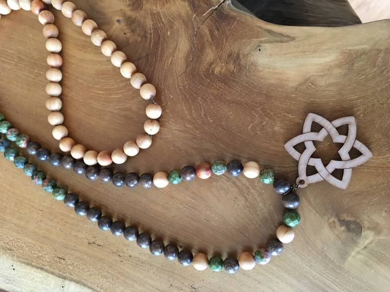 Holzstern Mala Holzstern Mala von UnconditionallyYoga
