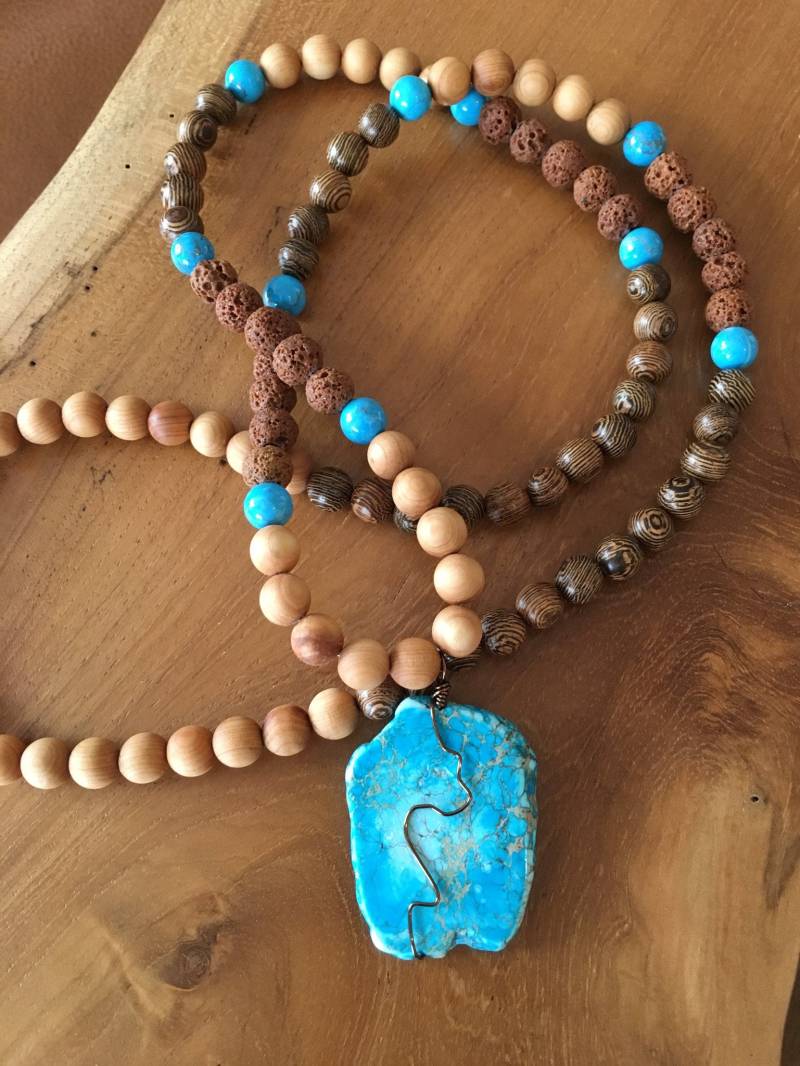 Türkis Jaspis Und Zedernholz Mala Türkis Jaspis Und Zedernholz Mala von UnconditionallyYoga
