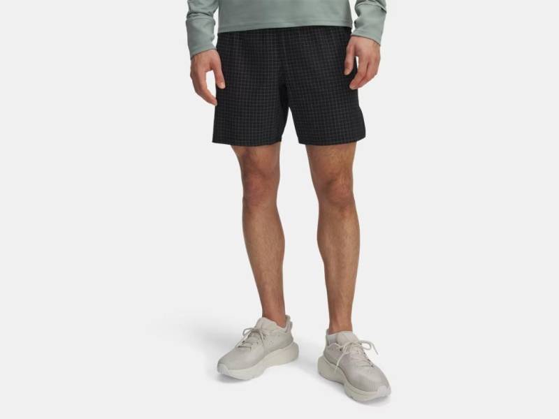 Under Armour® Sweatbermudas UA Herren Launch Pro 7 Shorts von Under Armour®