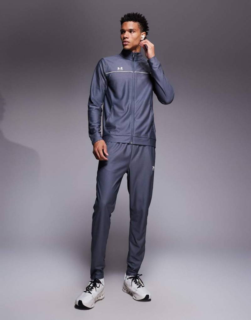 Under Armour - Challenger - Trainingsanzug in Castlerock-Grau und Weiß von Under Armour