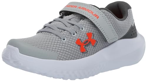 Under Armour Jungen UA BPS Surge 4 AC, leichte Laufschuhe mit Dämpfung, atmungsaktive Turnschuhe für Jungen von Under Armour