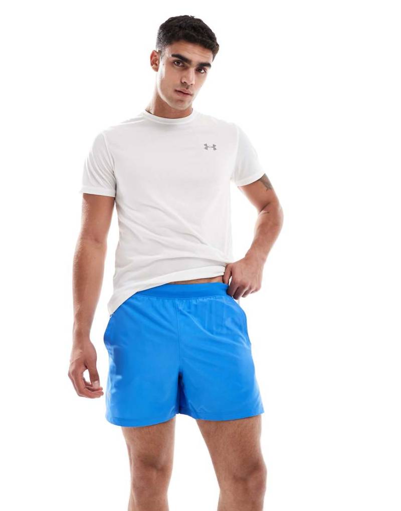 Under Armour - Launch - Shorts in Blau, 5 Zoll Schrittlänge von Under Armour