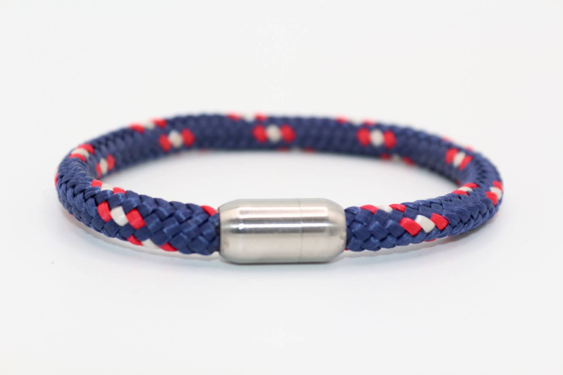 Segeltau Armband Captain 6 Mm Blau Weiss Rot Mit Edelstahl Magnetverschluss Herren Damen Segeltau Armband Captain 6 Mm Blau Weiss Rot Mit Edelstahl Magnetverschluss Herren Damen von UnderdogDesigns1
