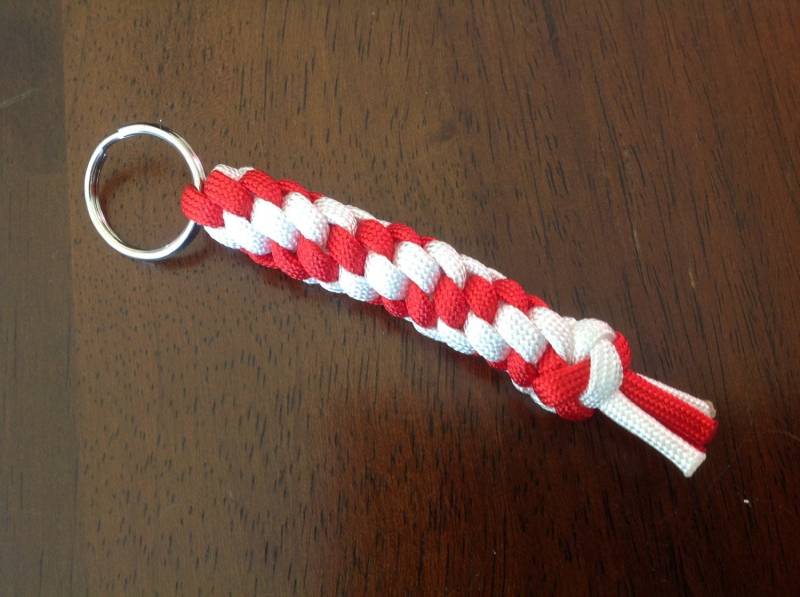Paracord Schlüsselanhänger Paracord Schlüsselanhänger von UneeKreationsNC