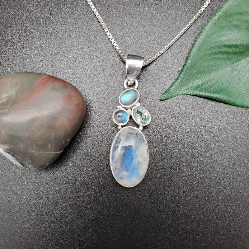 Sv #unique 01 | Sterling Silber Himmel Blau Topas Regenbogen Mondstein Halskette Anhänger Mit Kette Edelsteine von UnforgetSilver