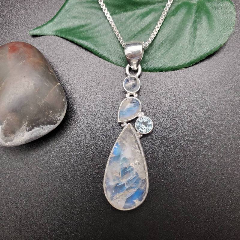 Sv #unique 03 | Sterling Silber Himmel Blau Topas Regenbogen Mondstein Halskette Anhänger Mit Kette Edelsteine von UnforgetSilver