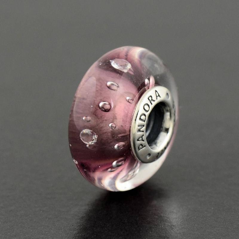 Authentisch Pandora Charm S925 Ale Lila Aufbrausen Murano #791616Cz Pre Loved Zustand Authentisch Pandora Charm S925 Ale Lila Aufbrausen Murano #791616Cz Pre Loved Zustand von Unforgetablecharms